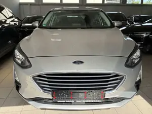 Ford Focus Lim. Cool  Connect NAVI LED SpoSi RFK LED Bild 2