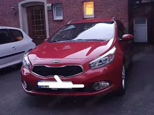 Kia Ceed / cee'd 1.6 CRDi 128 Aut. Platinum Edition Bild 3