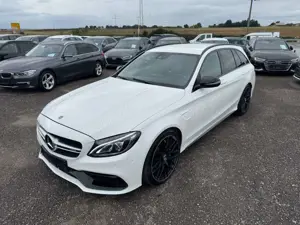 Mercedes-Benz C 63 AMG Night Paket Burmester LED 2.Hand 360Kam