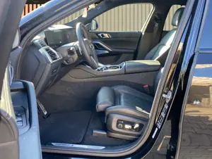 BMW X6 M i xDrive*UPE 148.000€*SoftClose*Pano*DAB Bild 5