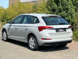 Skoda Scala 1.0 TSI 95PS Ambition/1.HAND/PDC Bild 5