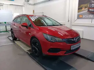 Opel Astra Sports Tourer 1.2 T Elegance Winterräder