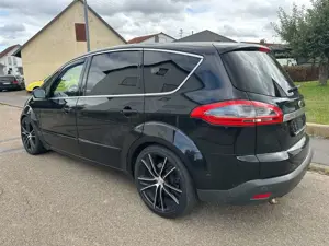 Ford S-Max Titanium *ACC*Xenon*AHK*Pano*HU 07/26*Automatik* Bild 2