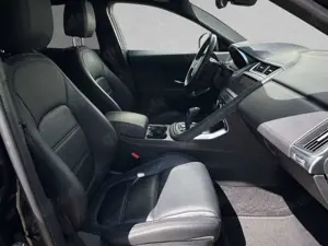 Jaguar E-Pace E-Pace D150 S AWD 20" LED TFT Sitzheizung BlackP Bild 3