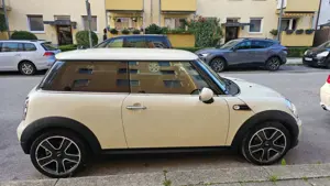 MINI Cooper D Mini Cooper D Aut. Bild 2
