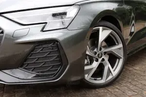 Audi A3 Sportback 35 TFSI S line S tronic NAVI LED Klima Bild 2