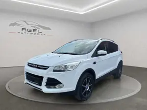 Ford Kuga Titanium*AHK*Pano*Navi*PDC V/H*