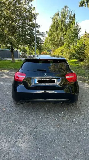 Mercedes-Benz A 180 A 180 BlueEfficiency Bild 2