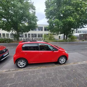 Volkswagen up! (BlueMotion Technology) move