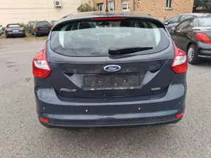 Ford Focus 1.0 EcoBoost Start-Stopp-System Trend Bild 2