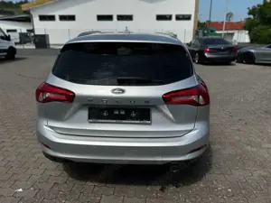 Ford Focus Turnier Cool  Connect Navi Automatik Bild 5