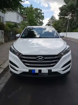 Hyundai TUCSON Turbo/Navi/Tempo/Kamera/Checkheft