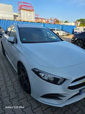 Mercedes-Benz A 200 A 200 7G-DCTAMG Line