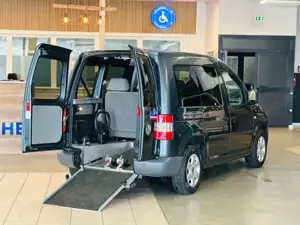 Volkswagen Caddy Life 1,6 Behindertengerecht-Rampe