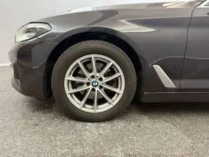 BMW 520 d xDrive LED*CARPLAY*WERKSGARANTIE 11/25*MEGA Bild 4