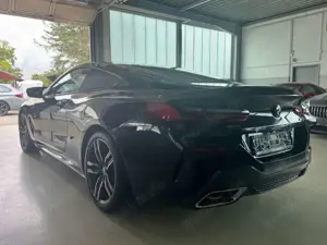 BMW M850 i xDrive Standheizung+Spurhalte+Sitzbelüft. Bild 4