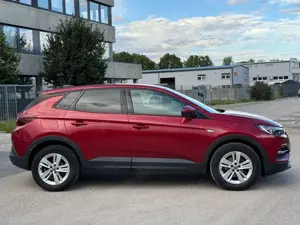 Opel Grandland X 1.2 Euro6 Navi Spurhalte Lenkradhz Bild 3