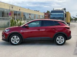 Opel Grandland X 1.2 Euro6 Navi Spurhalte Lenkradhz Bild 4