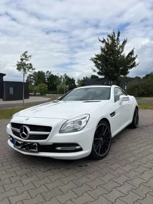 Mercedes-Benz SLK 200 SLK 200 (BlueEFFICIENCY) Bild 2