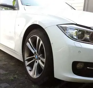 BMW 328 328i Sport-Aut. Sport Line Bild 4