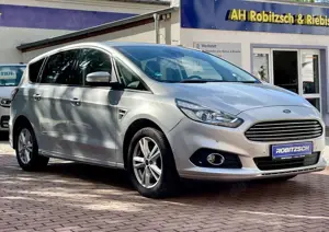 Ford S-Max S-MAX Business Parklenk Allwetter 7 Sitzer