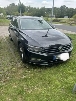 Volkswagen Passat Variant 140KW Business + AHK