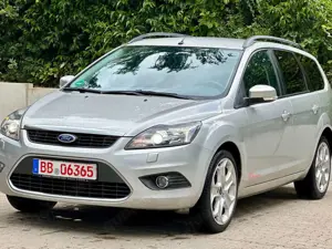 Ford Focus TITANIUM GHIA 2.0+AUTOMATIK+SHZ+LEDER Bild 3