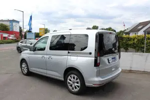 Ford Tourneo Connect Titanium 1,5EcoBoost*Navi*Winter Paket*Kamera*PDC* Bild 2
