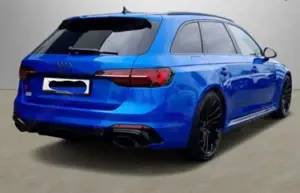 Audi RS4 RS4 Avant quattro tiptronic Bild 3