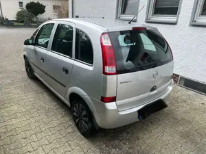 Opel Meriva 1.6 Automatik