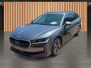 Skoda Superb Combi 1.5 TSI DSG Selection*Navi*ACC* Bild 2