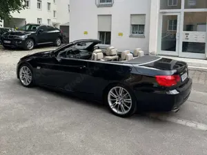 BMW 320 320d DPF Cabrio Aut. Bild 2