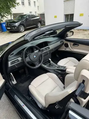 BMW 320 320d DPF Cabrio Aut. Bild 4
