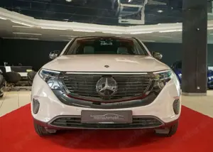 Mercedes-Benz EQC 400 400 4Matic MBux DAB+ Schiebedach MwSt.