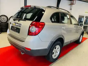 Chevrolet Captiva 2.4 LS 2WD Bild 3