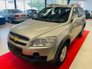 Chevrolet Captiva 2.4 LS 2WD Bild 2