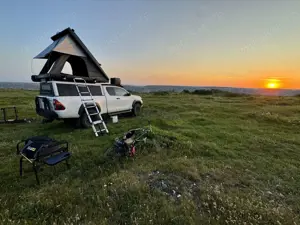 Toyota Hilux 4x4 Extra Cab Autm. Invincible