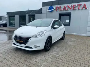 Peugeot 208 Allure Bild 2