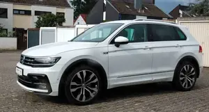 Volkswagen Tiguan 2.0 TDI 4Motion R Line Kamera Virtual ACC
