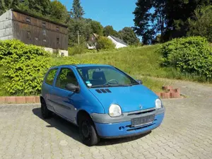 Renault Twingo Plus Kultauto! GEPFLEGT!