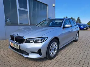 BMW 320 Touring LED NAVI ELEKTR. HECKKLAPPE ALU 18"