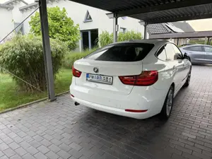 BMW 320 320 d GT Bild 3