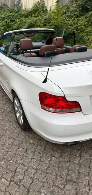 BMW 120 120i Cabrio Bild 5