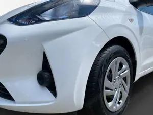 Hyundai i10 FL Select Navi Rückfahrkam. Klima LED-TFL Bild 5