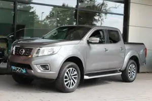 Nissan Navara NP300 N-Connecta 4x4 mit MountainTop