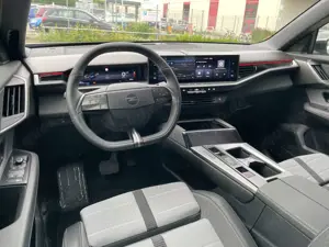 Opel Grandland Electric*GS*213PS*SchiebeDach*Navi* Bild 5