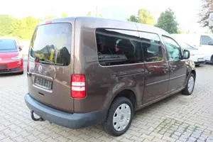 Volkswagen Caddy Maxi Life 1.6 TDI Trendline AHK+Einparkhil Klima Bild 4