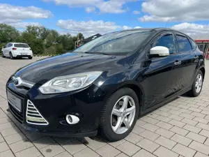 Ford Focus Lim. Trend 1.6*LED*KLIMA*ALU*EURO5*PDC*MFL Bild 5