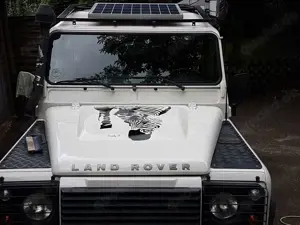 Land Rover Defender 110 TD4 Station Wagon E Bild 2