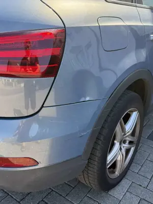 Audi Q3 2.0 TFSI quattro S tronic Bild 3